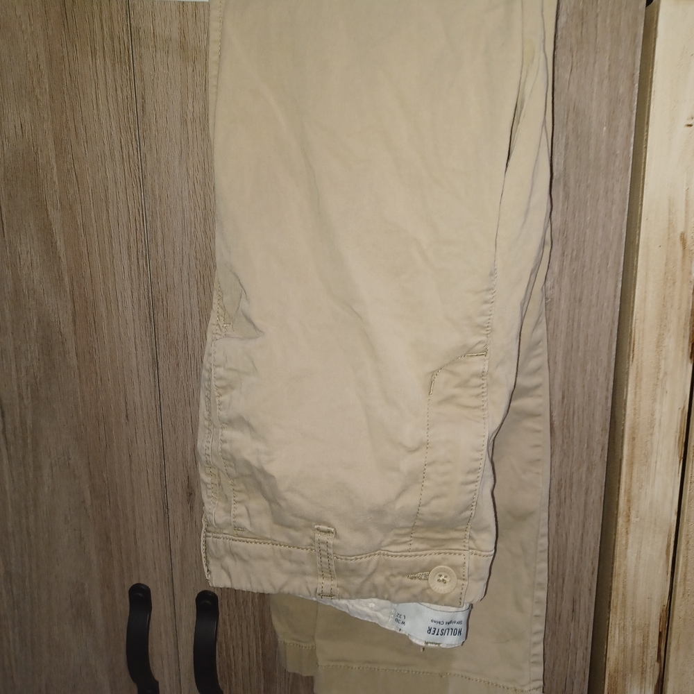 Hollister Men's Khaki 30x32
